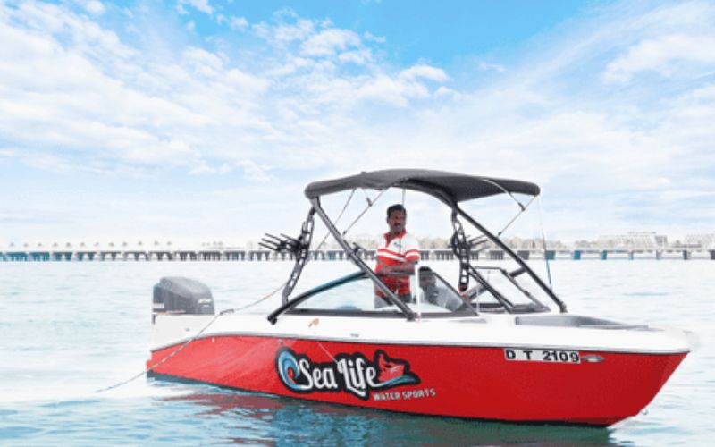 Speedboat Tour in Dubai